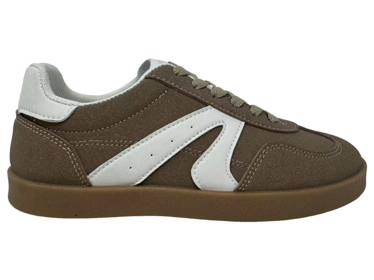 The Retro Sneaker by Very G