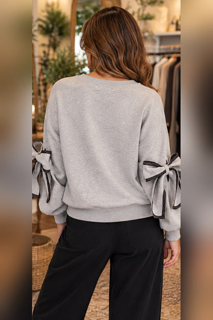 Plaid About You Bow Pullover Easel