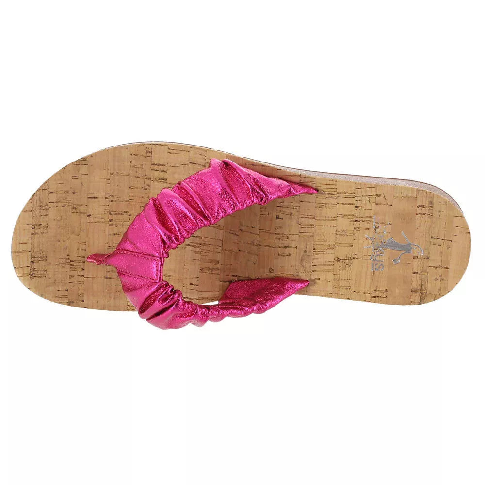 Cool Off Flip-Flop Sandals
